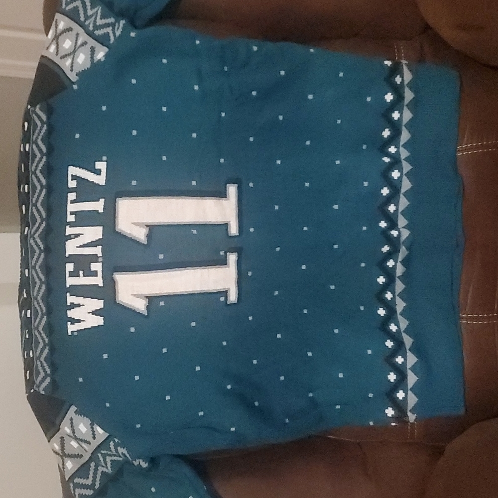NFLPA Eagles sweatshirt - Picture 2 of 3